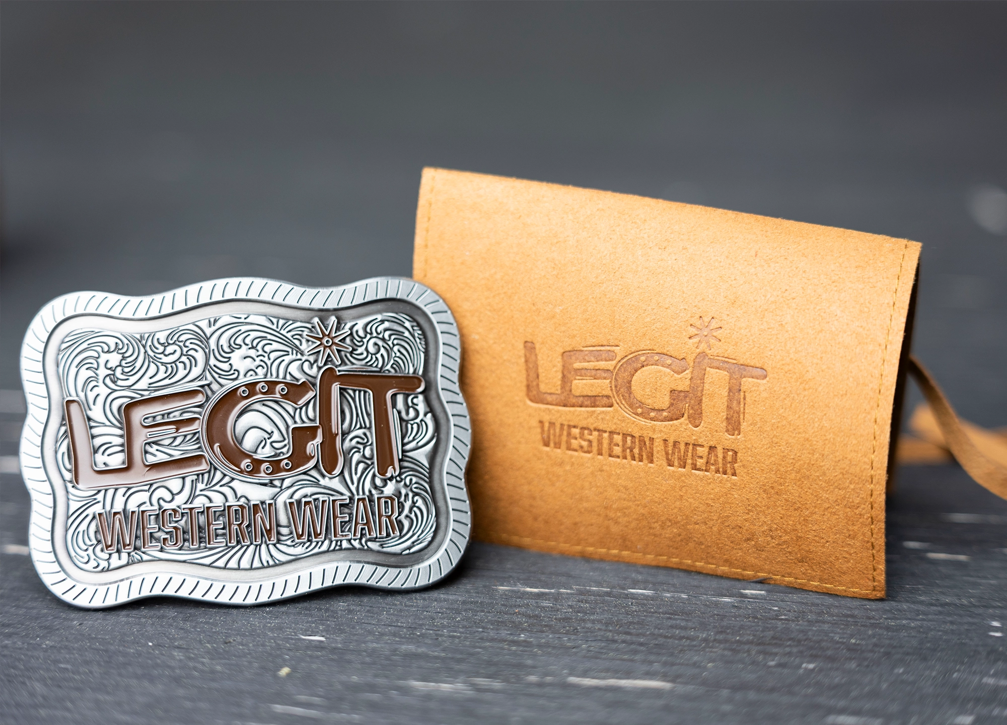 Legit Buckle - Pink logo with black leather belt - Image 4